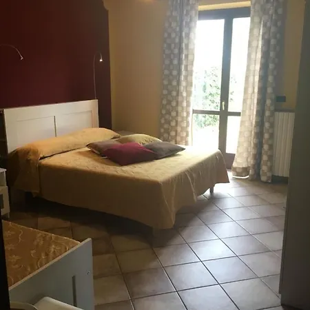Agrialpi By Salfrutta Bed & Breakfast *